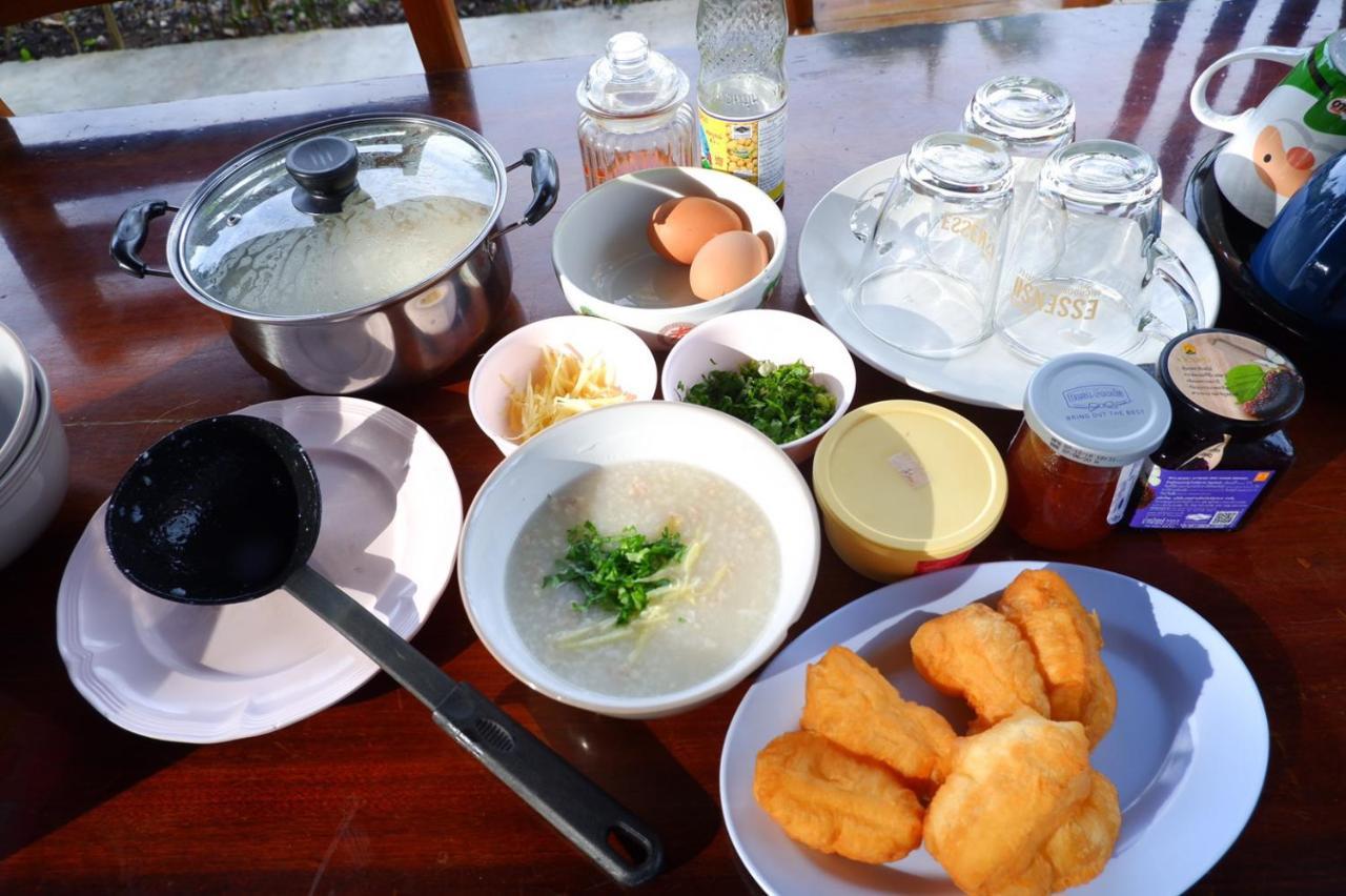 Bed and Breakfast Baantia Chomtawan Сурат-Тхані Екстер'єр фото